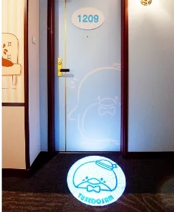 タキシードサムの部屋